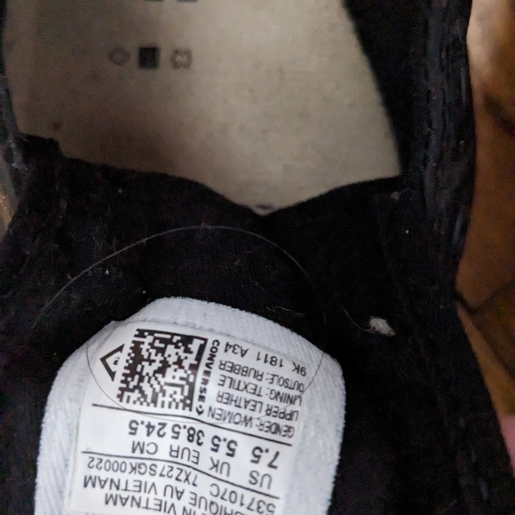 Converse sneakers - Picture 5 of 9